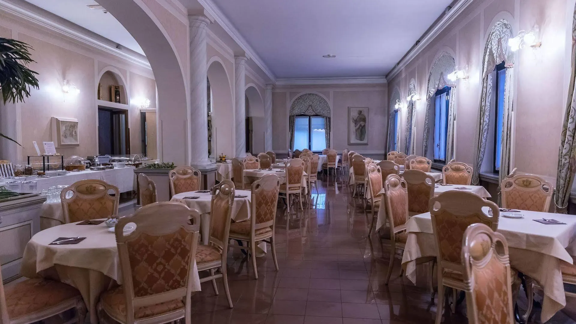 Hotel Villa Malpensa Vizzola Ticino 4*,  Italy