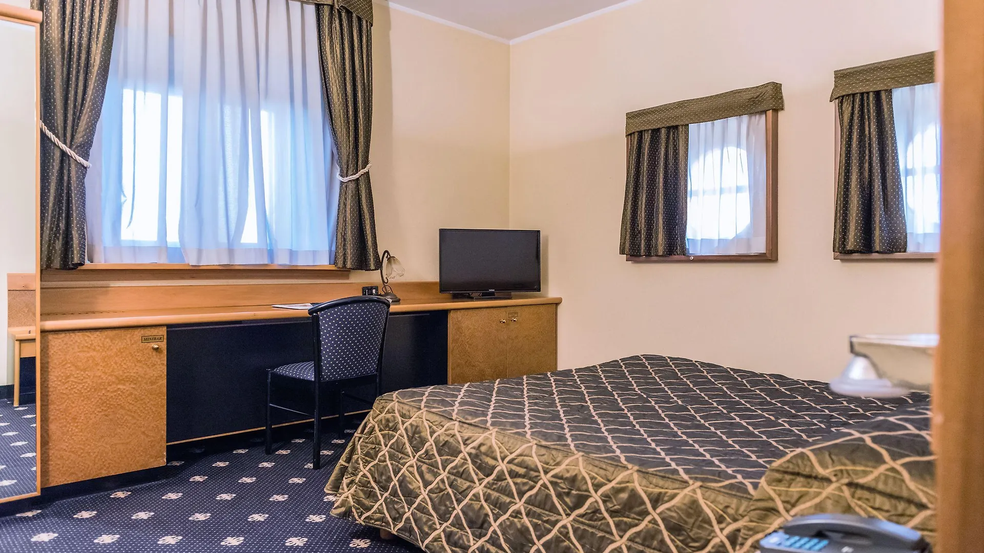Hotel Villa Malpensa Vizzola Ticino Italy